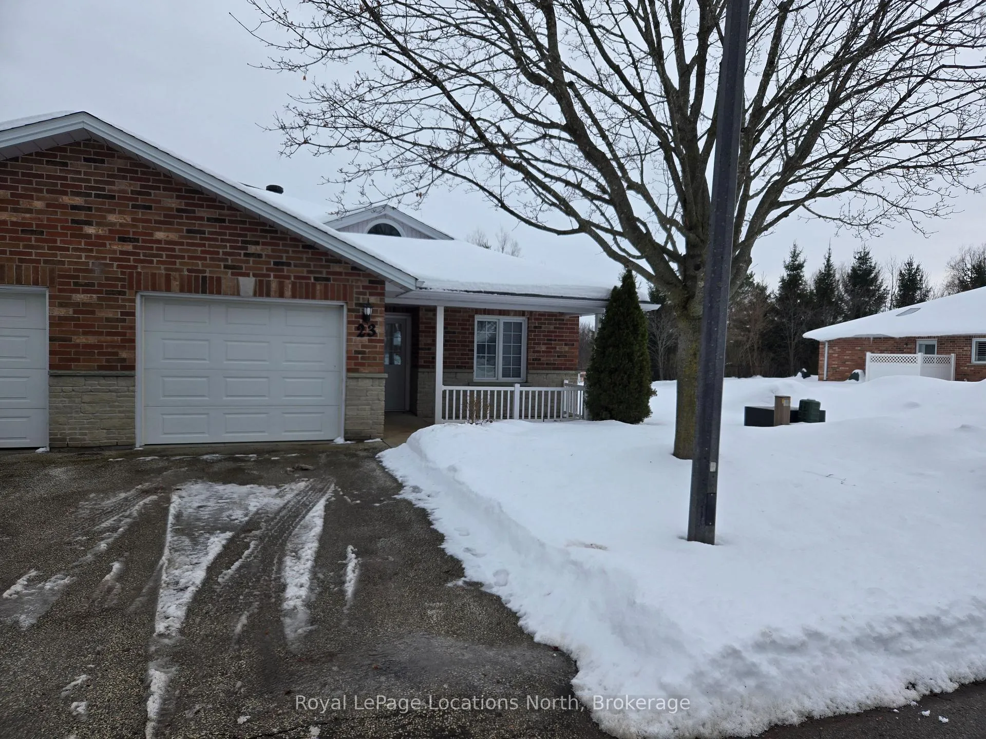 Front of Unit Unit # 23, 275 Huron Street