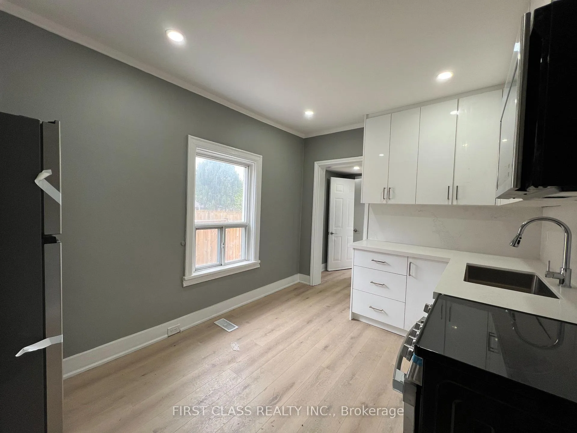 Photo 5 of Unit Main A, 76 Ennerdale Road, Toronto, Caledonia-Fairbank — HOMEH