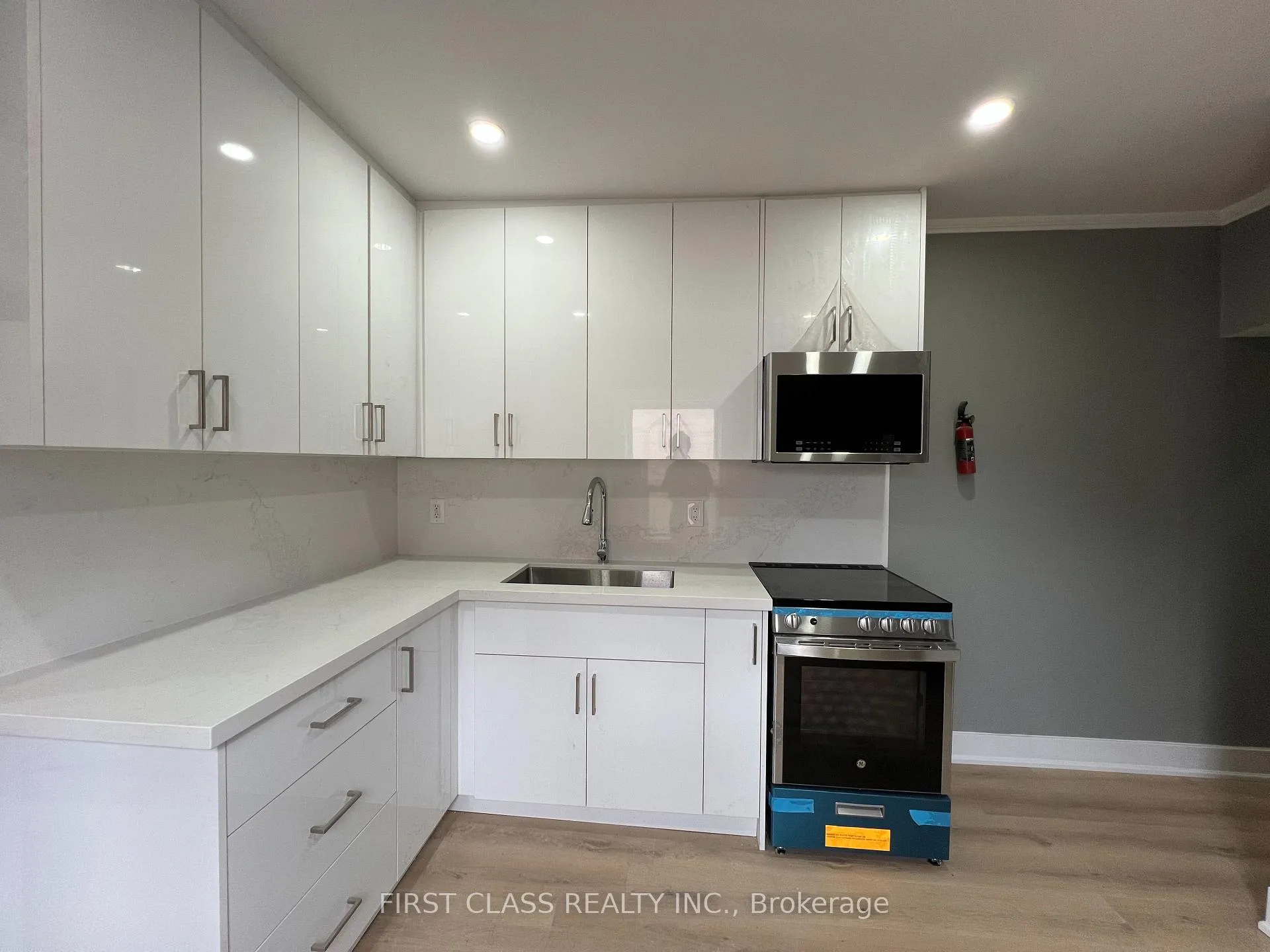 Photo 6 of Unit Main A, 76 Ennerdale Road, Toronto, Caledonia-Fairbank — HOMEH