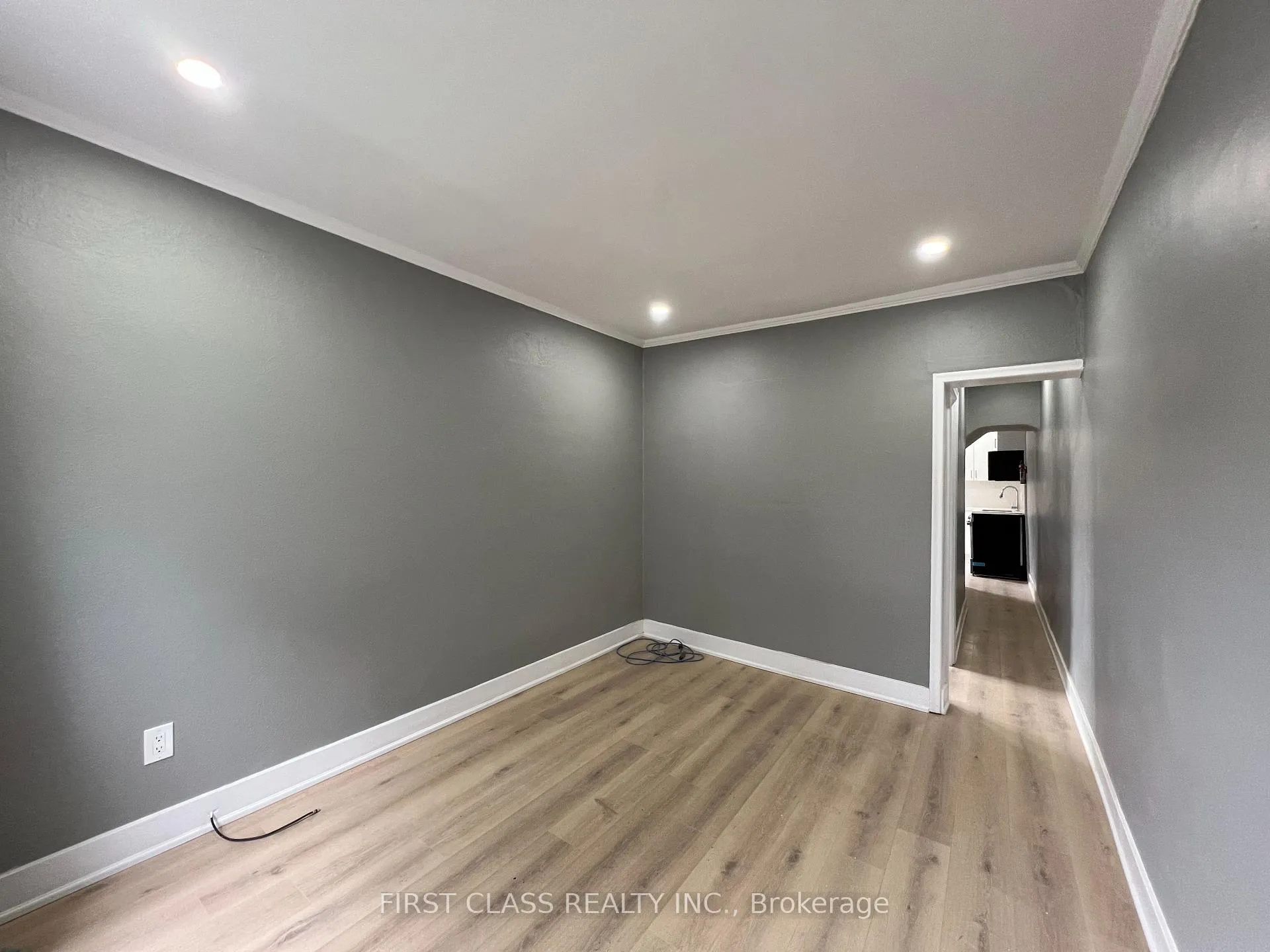 Photo 11 of Unit Main A, 76 Ennerdale Road, Toronto, Caledonia-Fairbank — HOMEH