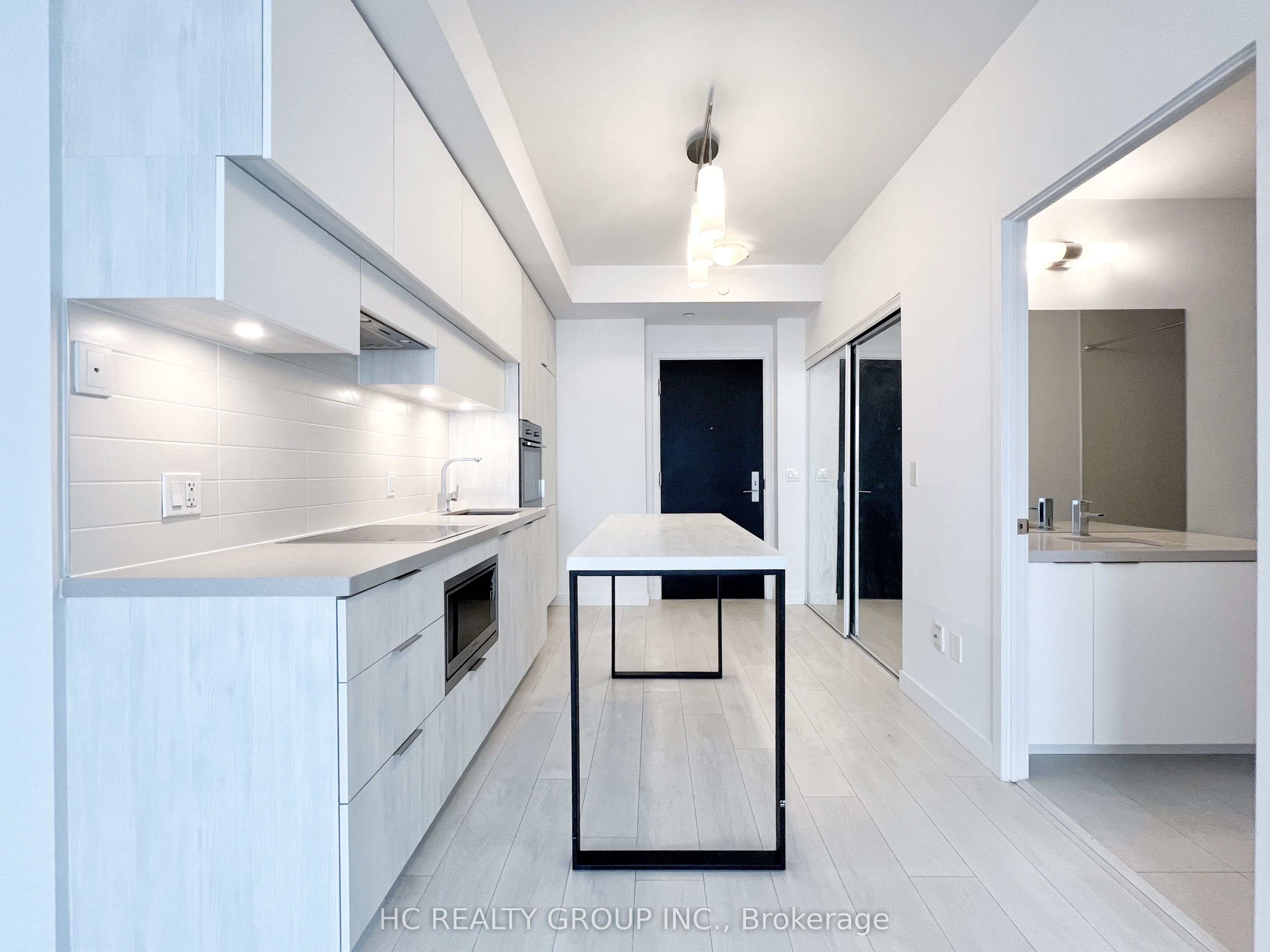 Photo 8 of Unit 5203, 8 Eglinton Avenue E, Toronto, Mount Pleasant West — HOMEH