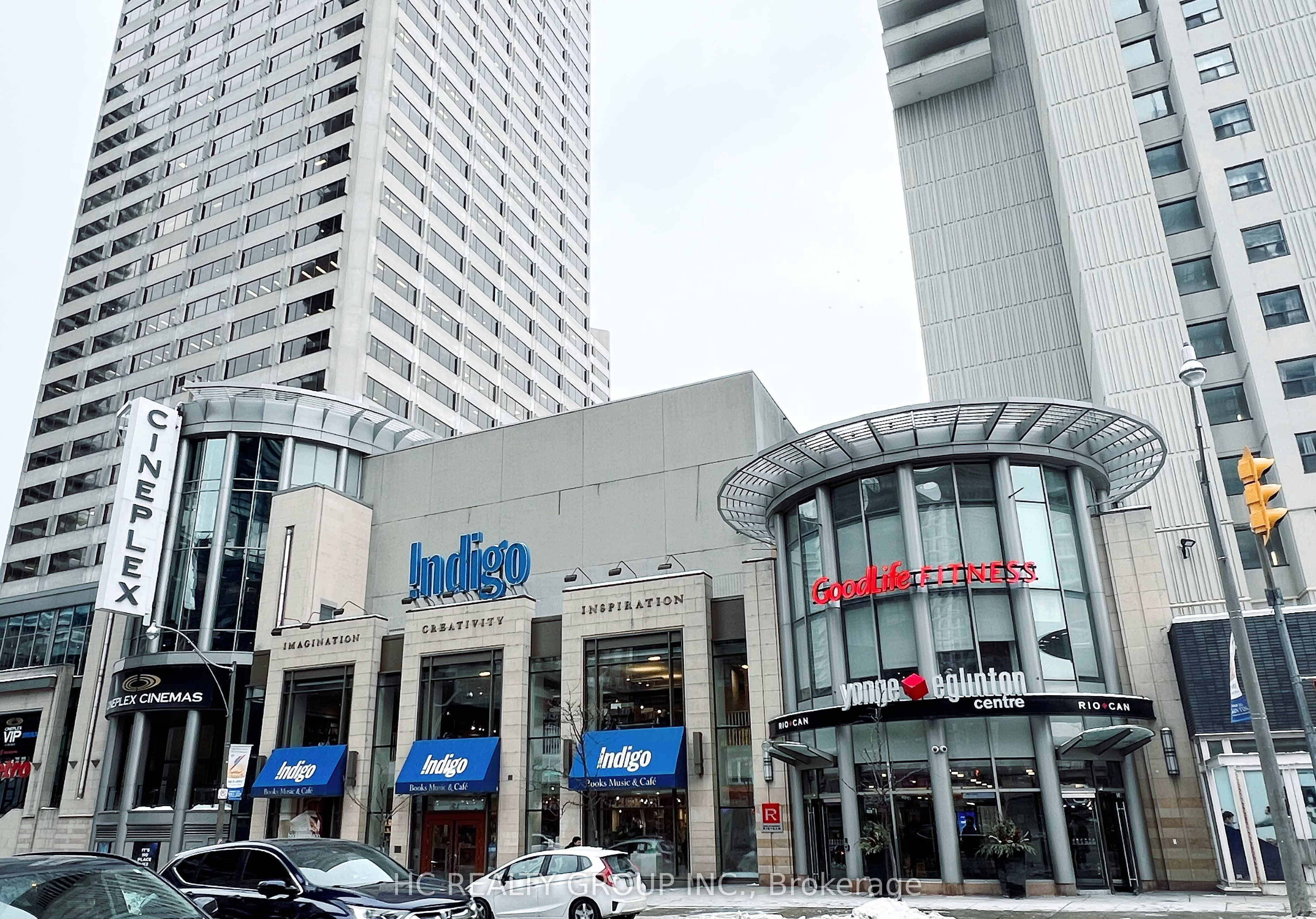 Photo 3 of Unit 5203, 8 Eglinton Avenue E, Toronto, Mount Pleasant West — HOMEH