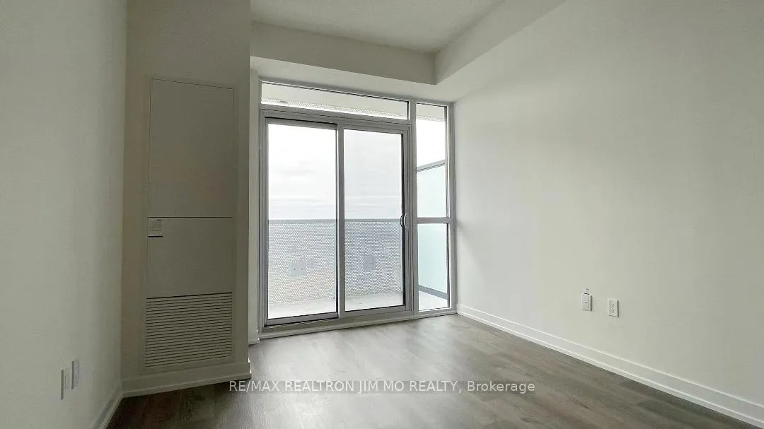 Photo 3 of Unit 2903, 8 Interchange Way, Vaughan, Vaughan Corporate Centre — HOMEH