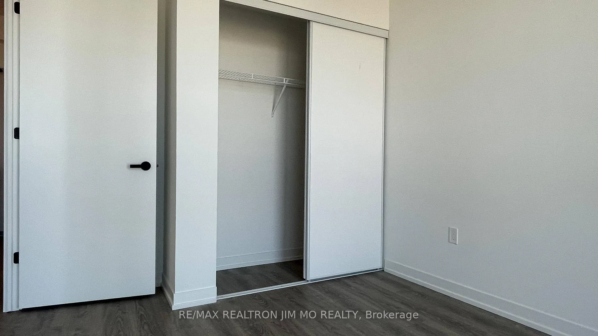 Photo 5 of Unit 2903, 8 Interchange Way, Vaughan, Vaughan Corporate Centre — HOMEH