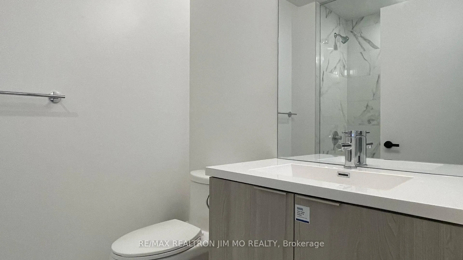 Photo 6 of Unit 2903, 8 Interchange Way, Vaughan, Vaughan Corporate Centre — HOMEH
