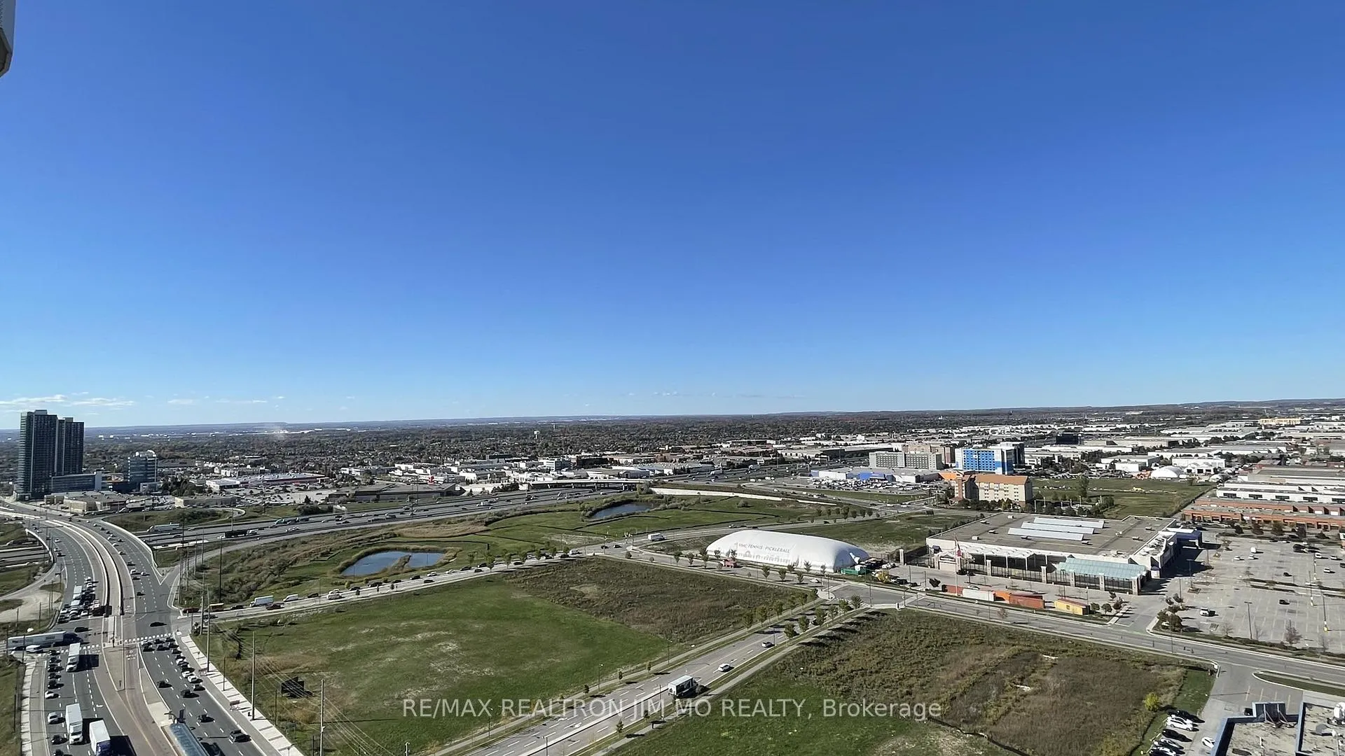 Photo 12 of Unit 2903, 8 Interchange Way, Vaughan, Vaughan Corporate Centre — HOMEH