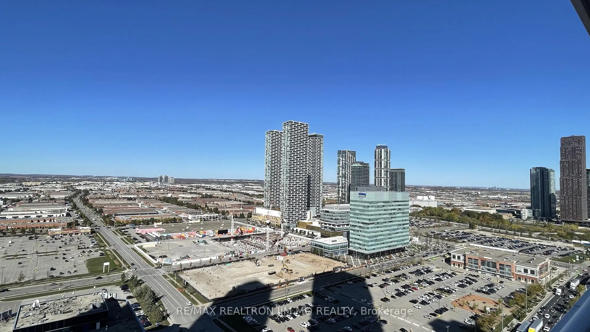 Photo 13 of Unit 2903, 8 Interchange Way, Vaughan, Vaughan Corporate Centre — HOMEH
