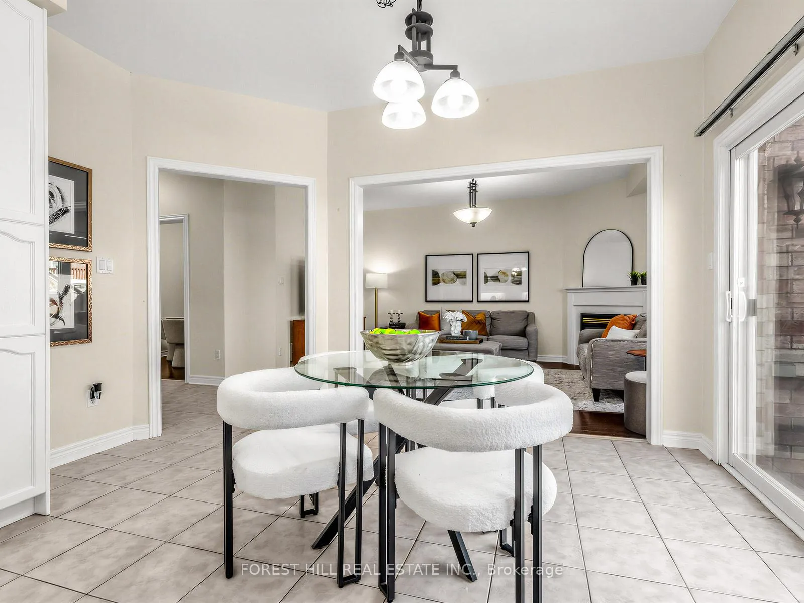 Photo 14 of 240 Swan Park Road, Markham, Greensborough — HOMEH