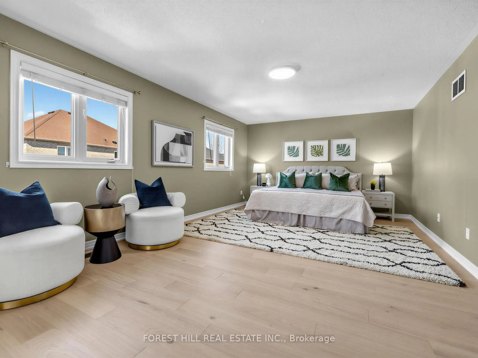 Photo 23 of 240 Swan Park Road, Markham, Greensborough — HOMEH