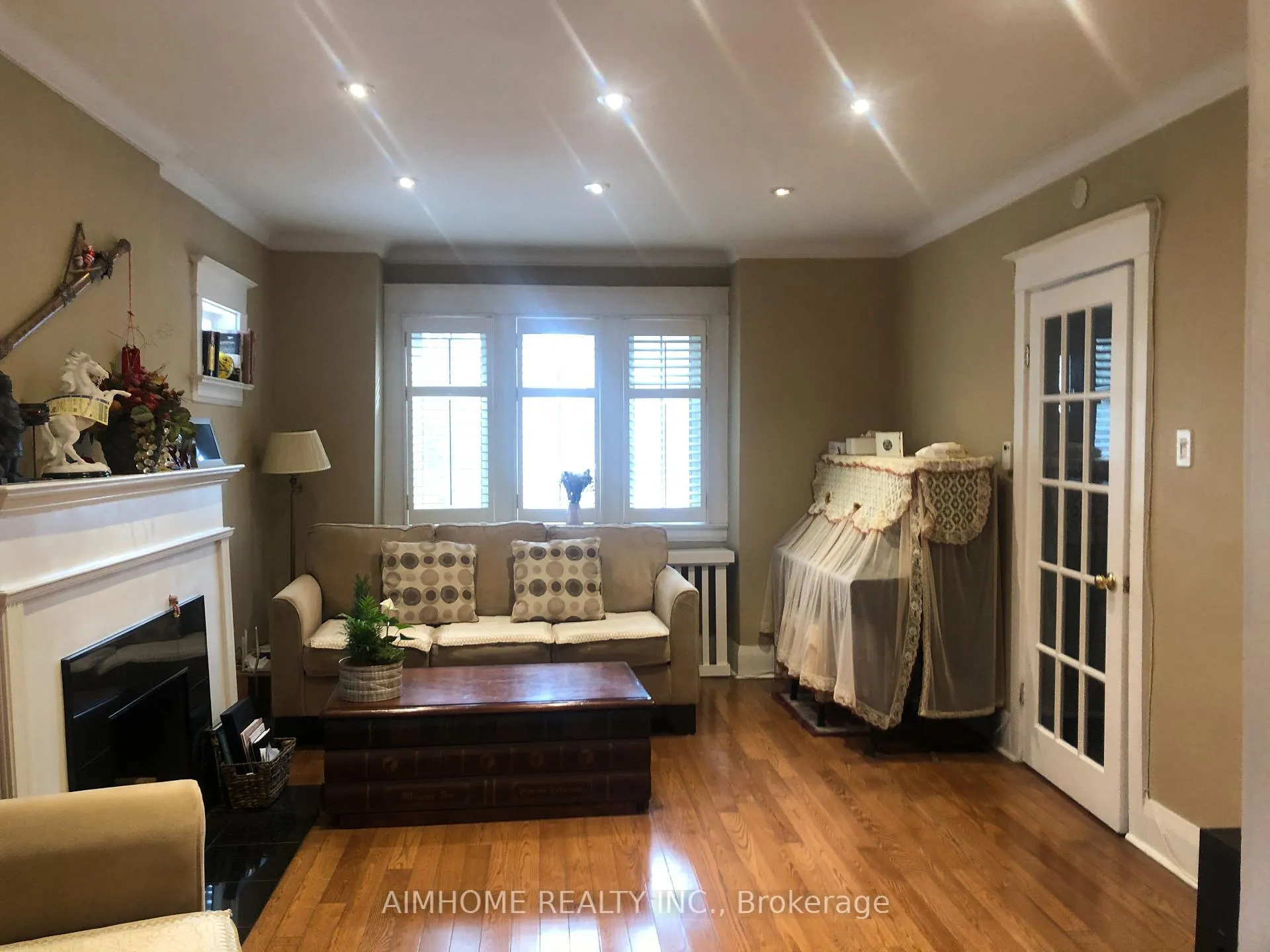 Photo 9 of 268 Jedburgh Road, Toronto, Lawrence Park North — HOMEH