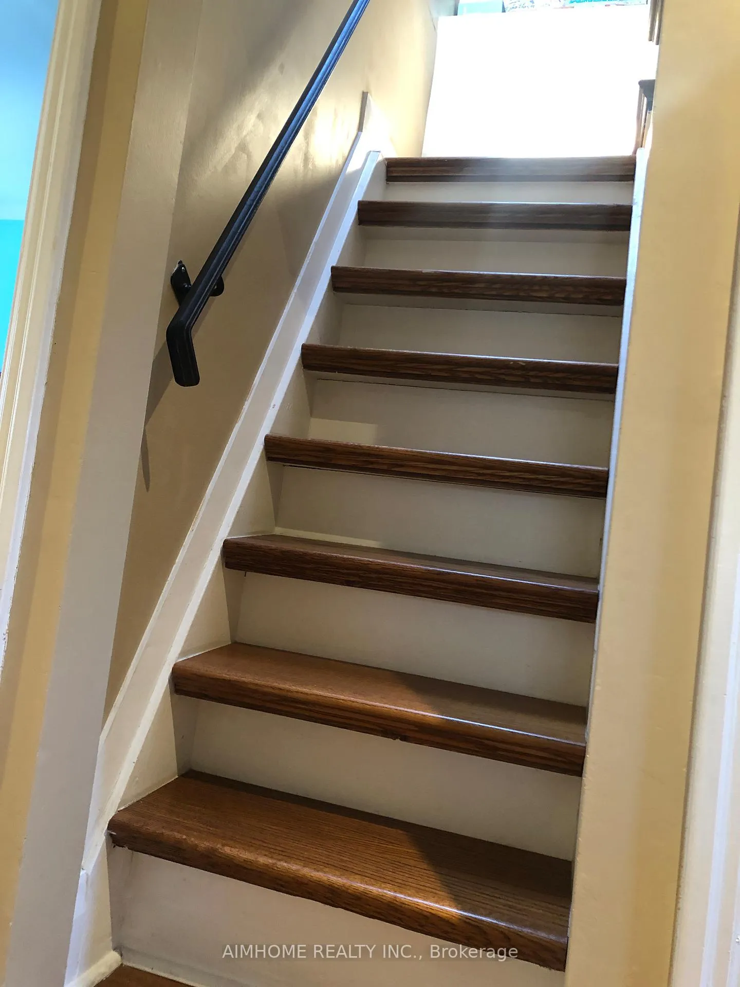 Photo 32 of 268 Jedburgh Road, Toronto, Lawrence Park North — HOMEH