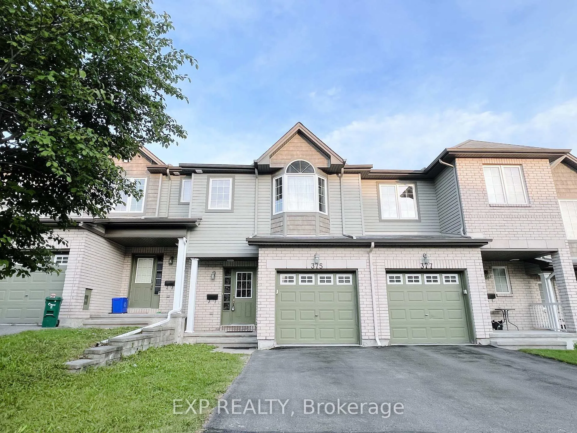 Photo 1 of 375 Rolling Meadow Crescent, Ottawa, Mer Bleue/Bradley Estates/Anderson Park — HOMEH