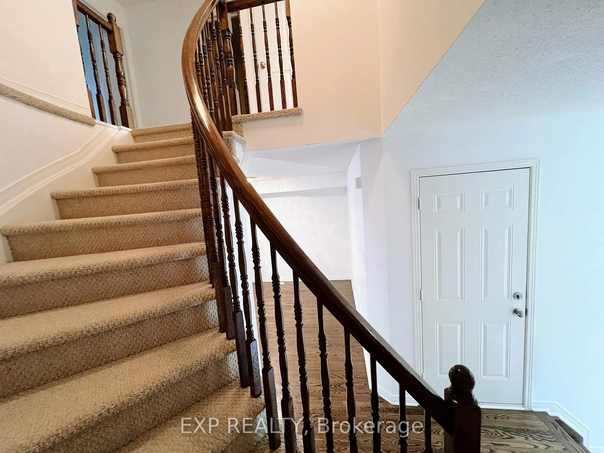 Photo 8 of 375 Rolling Meadow Crescent, Ottawa, Mer Bleue/Bradley Estates/Anderson Park — HOMEH