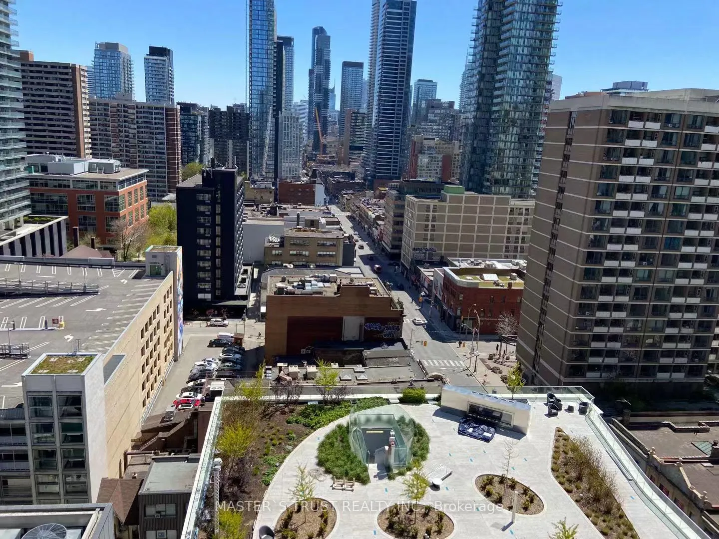 Photo 3 of Unit 1206, 1 Bloor Street E, Toronto, Church-Yonge Corridor — HOMEH