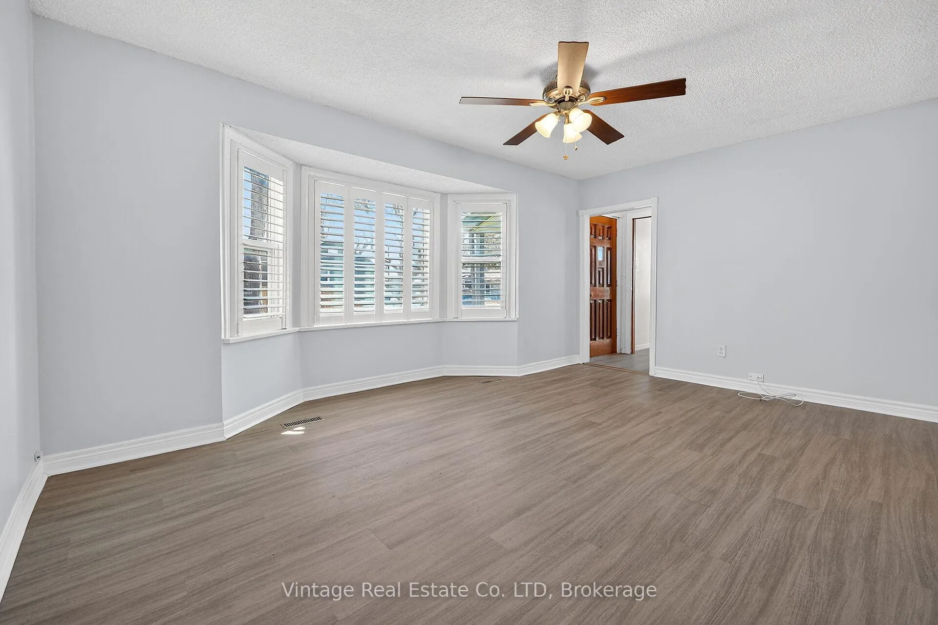Photo 25 of 19 Longfellow Avenue, St. Catharines, Haig — HOMEH
