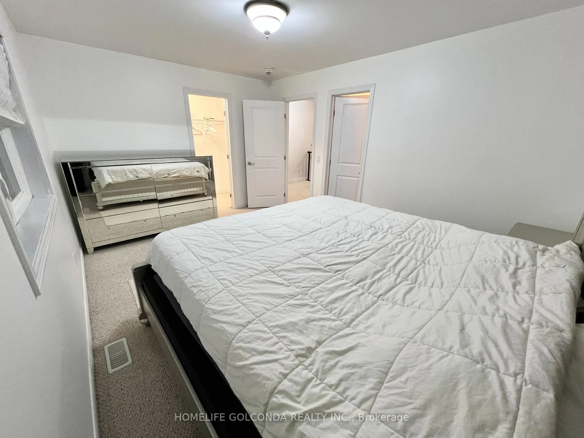 Photo 13 of 2358 Natasha Circle, Oakville, Bronte Creek — HOMEH