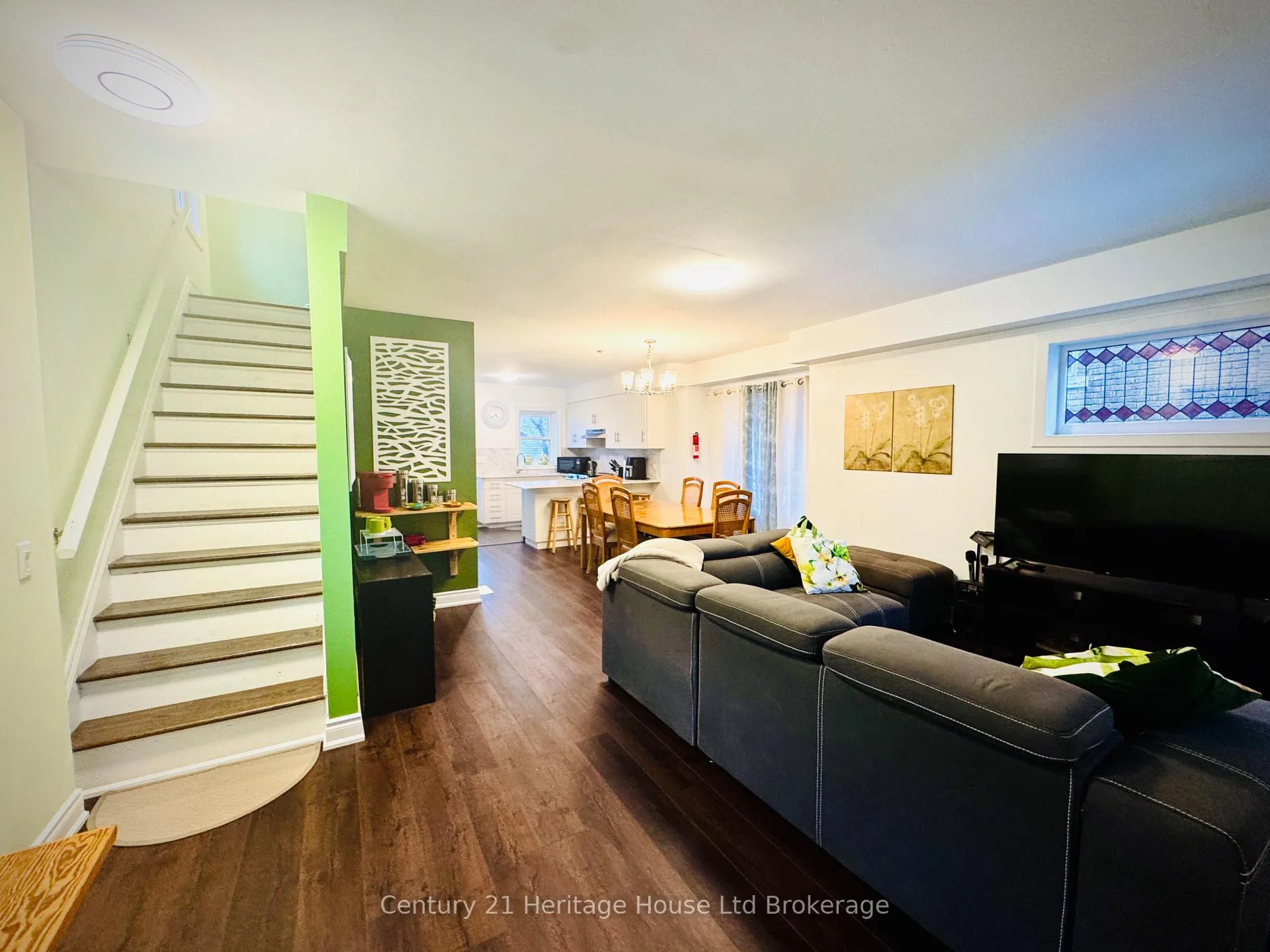 Photo 3 of 5138 Willmott Street, Niagara Falls, Cherrywood — HOMEH