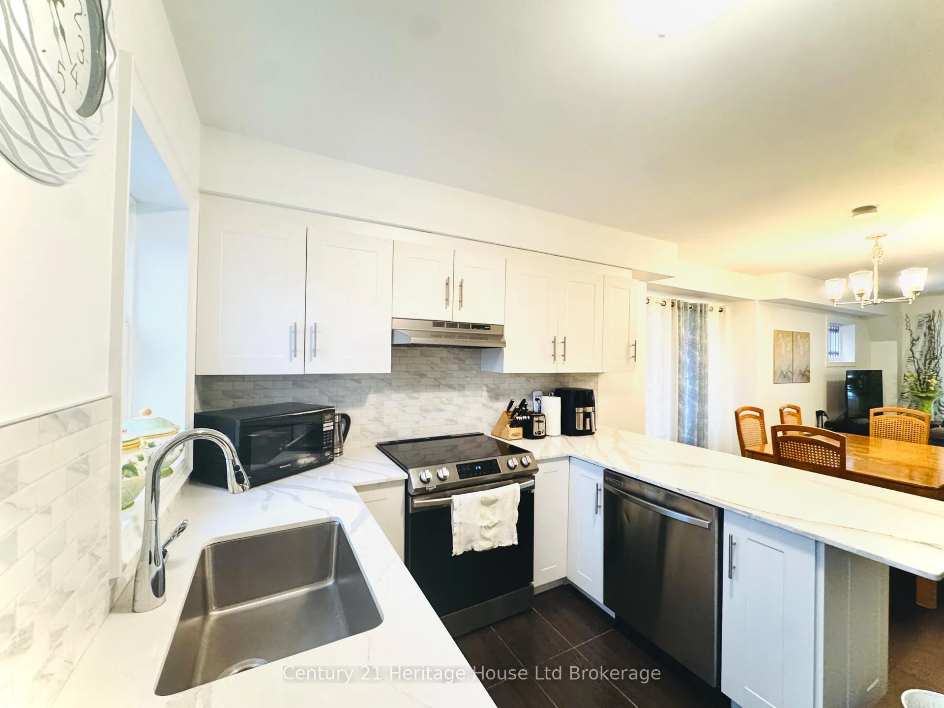 Photo 9 of 5138 Willmott Street, Niagara Falls, Cherrywood — HOMEH