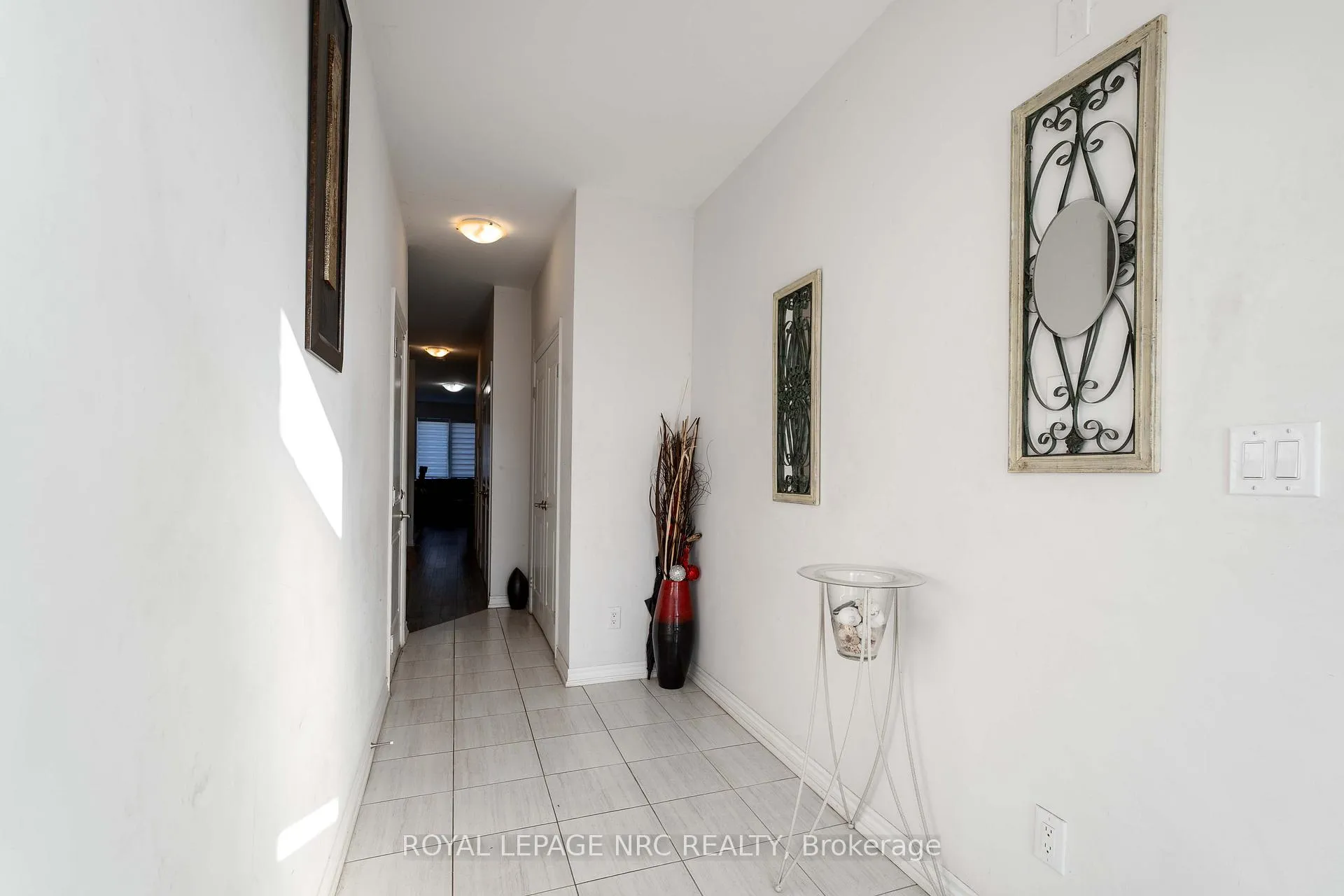 Photo 4 of 233 Louise Street, Welland, Lincoln/Crowland — HOMEH