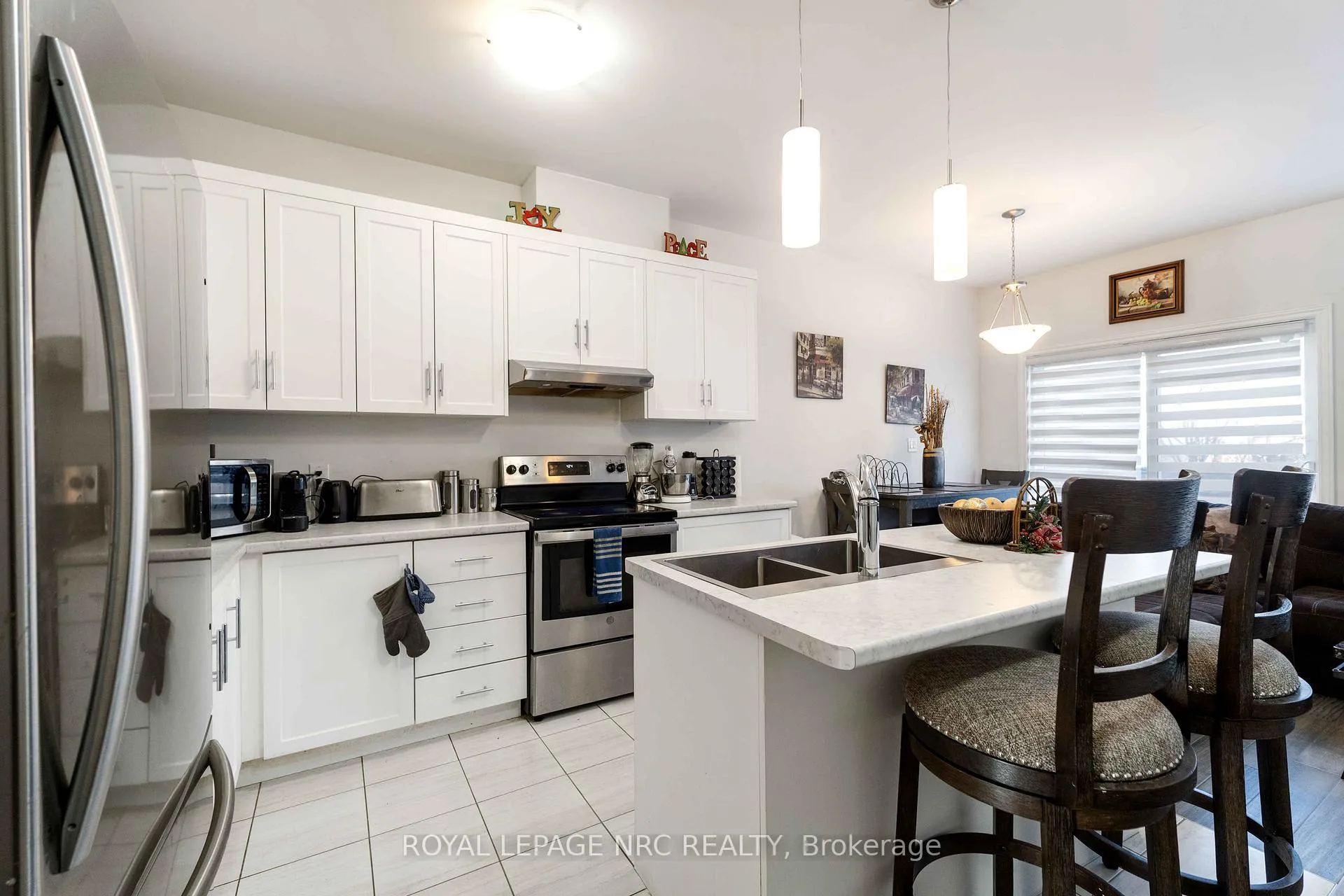 Photo 5 of 233 Louise Street, Welland, Lincoln/Crowland — HOMEH