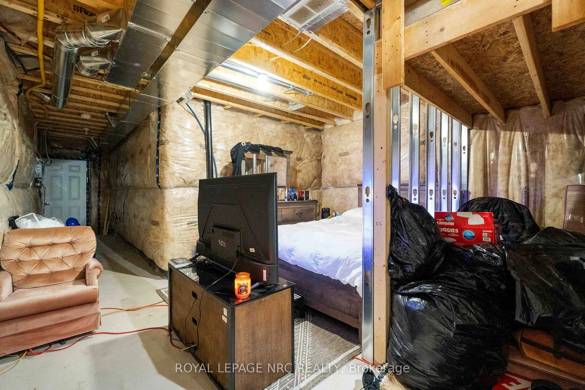 Photo 36 of 233 Louise Street, Welland, Lincoln/Crowland — HOMEH