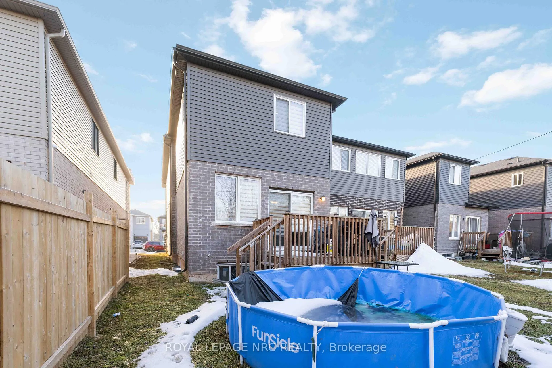 Photo 44 of 233 Louise Street, Welland, Lincoln/Crowland — HOMEH