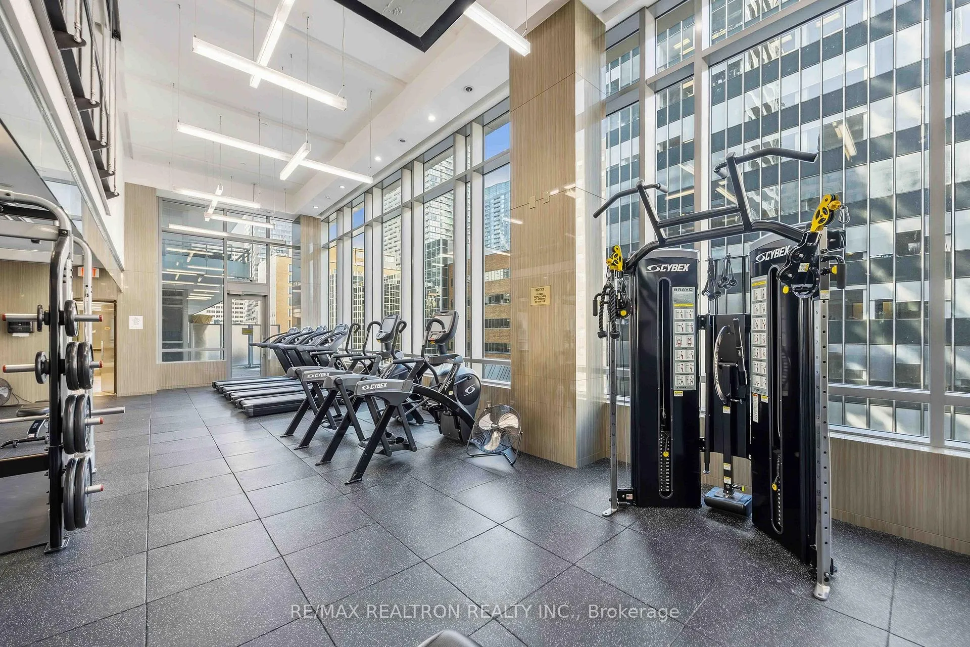 Photo 23 of Unit 2120, 98 Lillian Street, Toronto, Mount Pleasant West — HOMEH