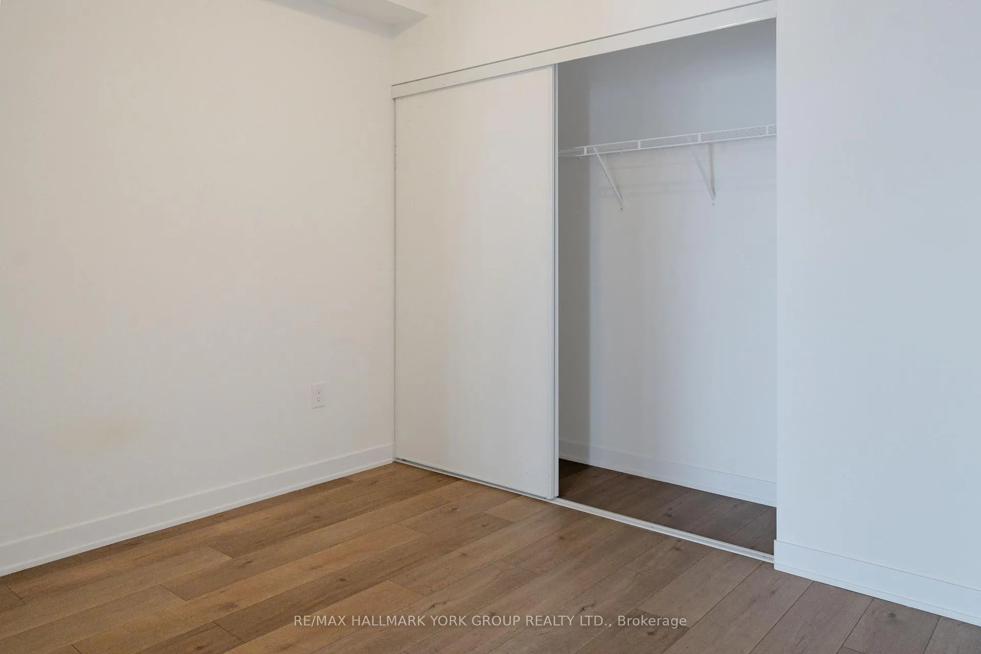 Photo 9 of Unit 720, 10 Honeycrisp Crescent, Vaughan, Vaughan Corporate Centre — HOMEH