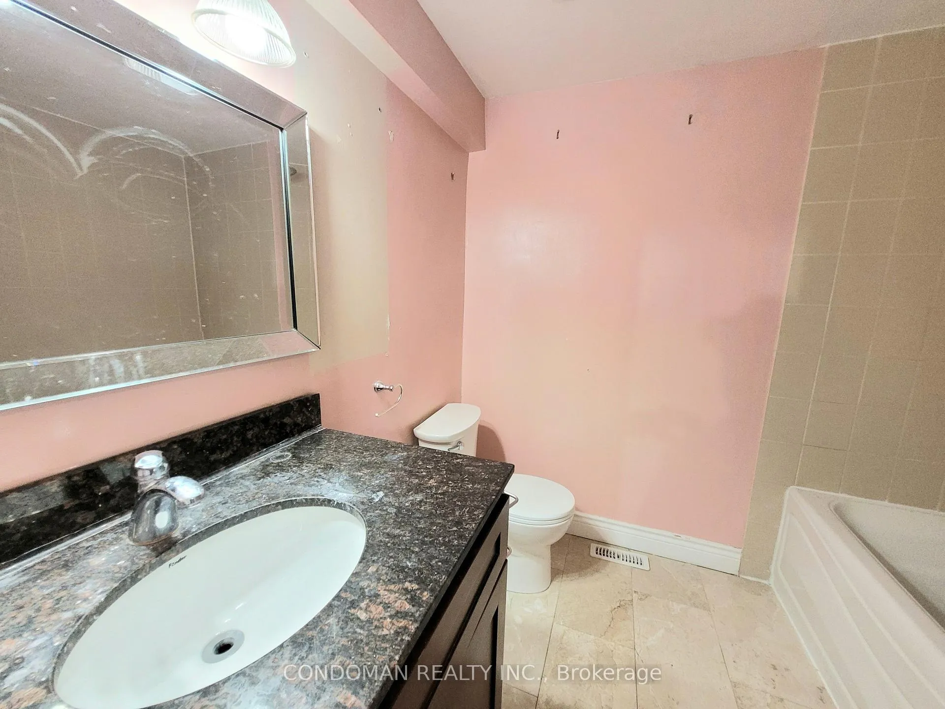 Photo 12 of Unit 33, 477 Dean Avenue, Oshawa, Central — HOMEH