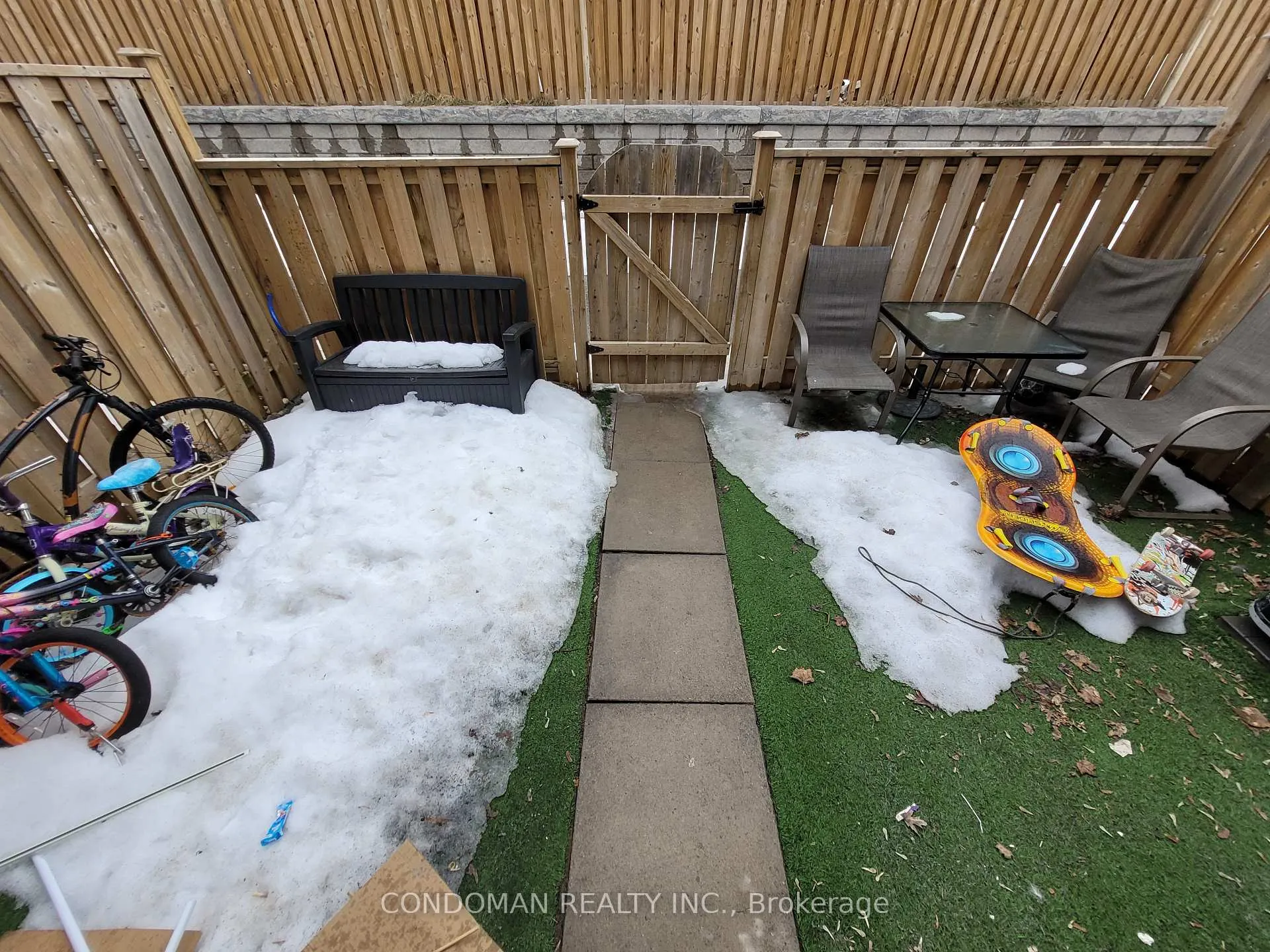 Photo 16 of Unit 33, 477 Dean Avenue, Oshawa, Central — HOMEH