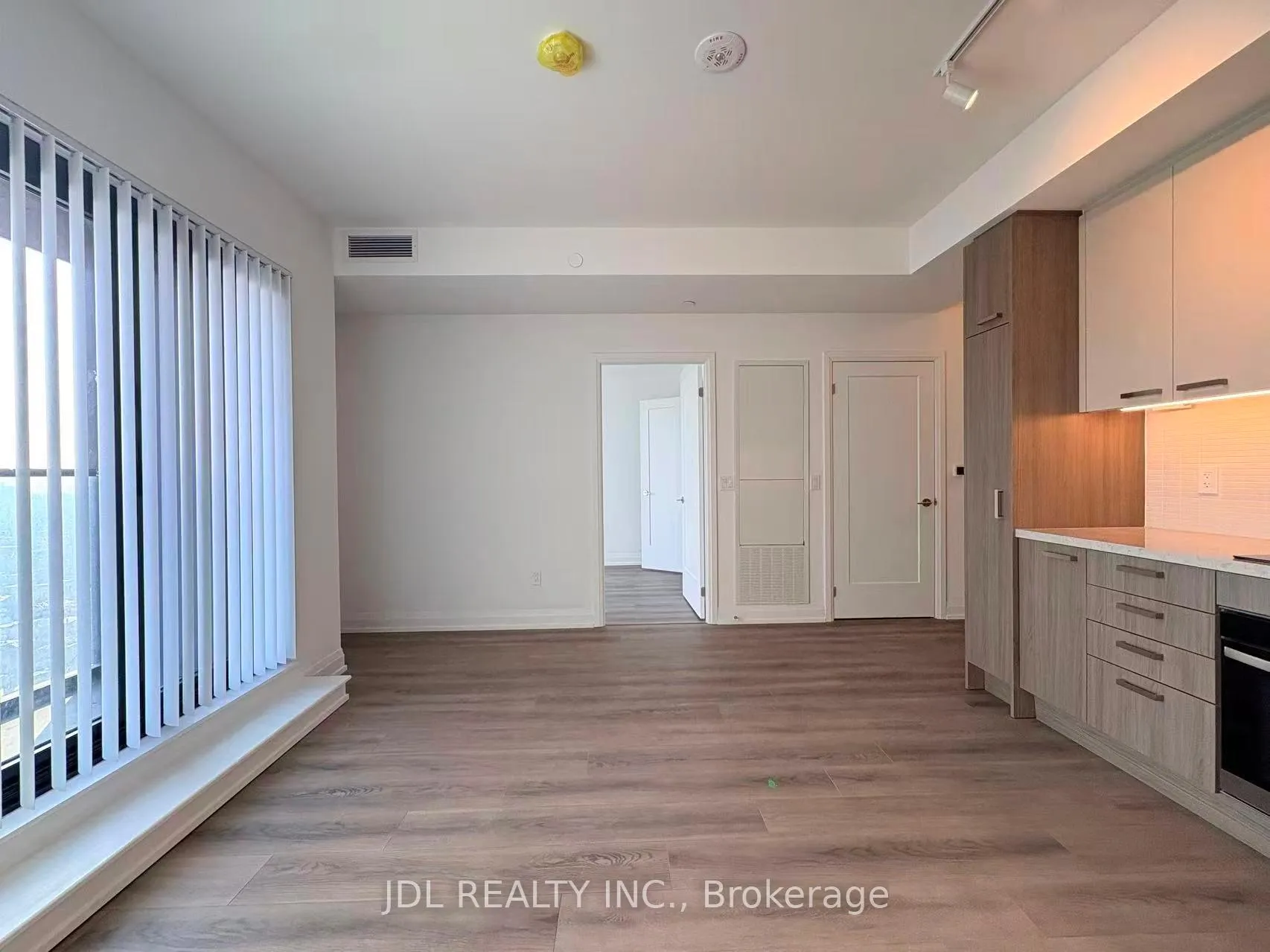 Photo 5 of Unit 3104, 20 Soudan Avenue, Toronto, Mount Pleasant West — HOMEH