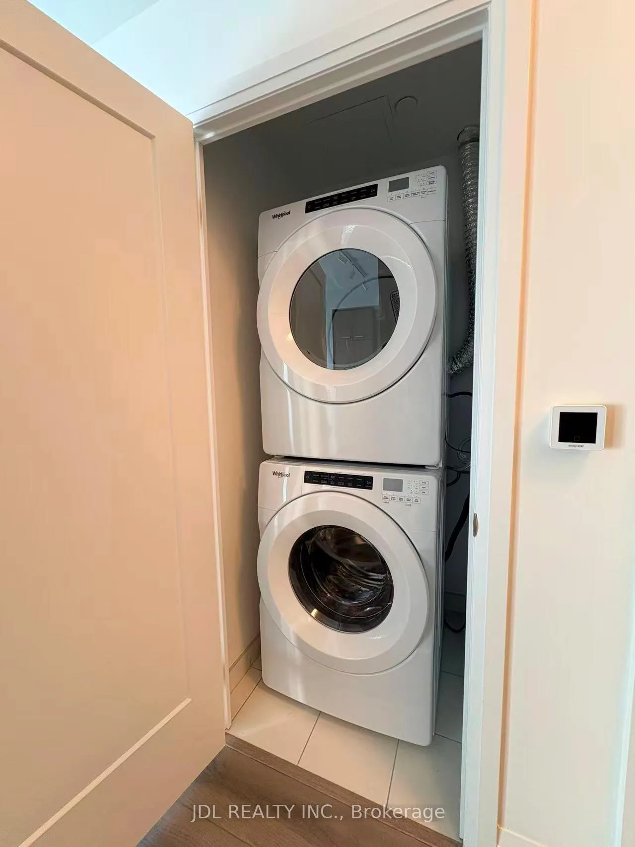Photo 18 of Unit 3104, 20 Soudan Avenue, Toronto, Mount Pleasant West — HOMEH