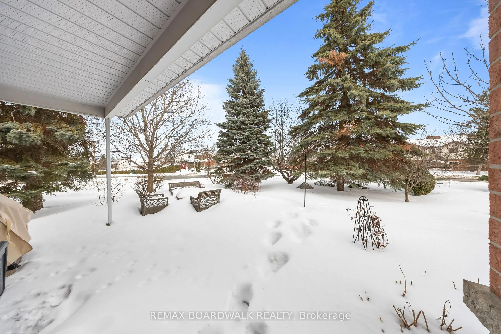 Photo 40 of 1 Weaver Crescent, Ottawa, Kanata - Kanata Lakes/Heritage Hills — HOMEH