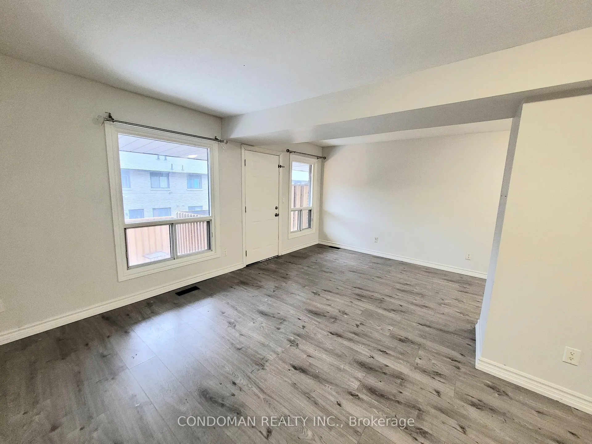 Front of Unit 40, 477 Dean Avenue
