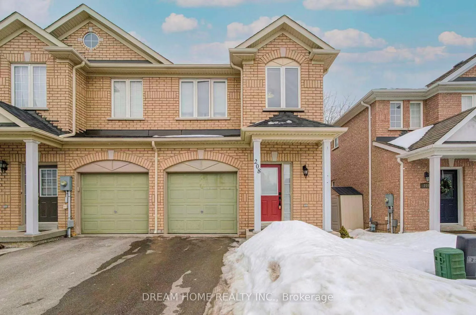 Front of 208 Tom Taylor Crescent