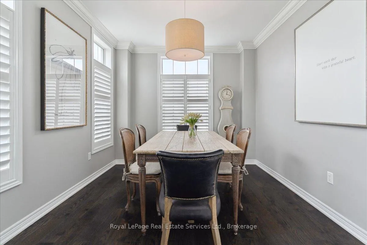 Photo 5 of 137 Irwin Avenue, Hamilton, Meadowlands — HOMEH