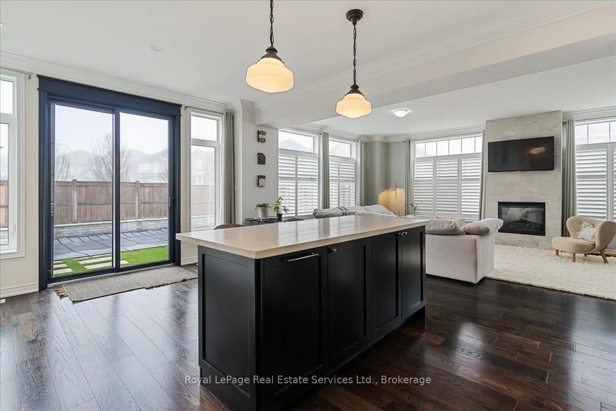 Photo 15 of 137 Irwin Avenue, Hamilton, Meadowlands — HOMEH