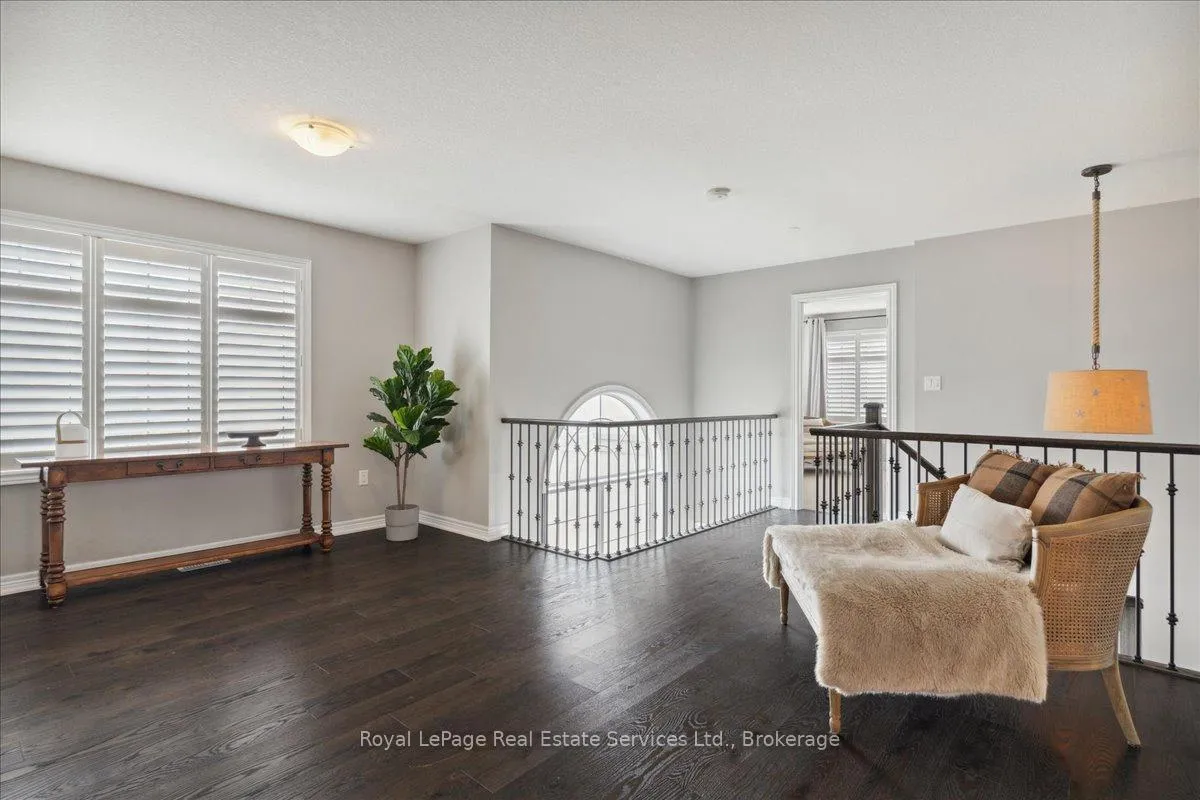 Photo 19 of 137 Irwin Avenue, Hamilton, Meadowlands — HOMEH