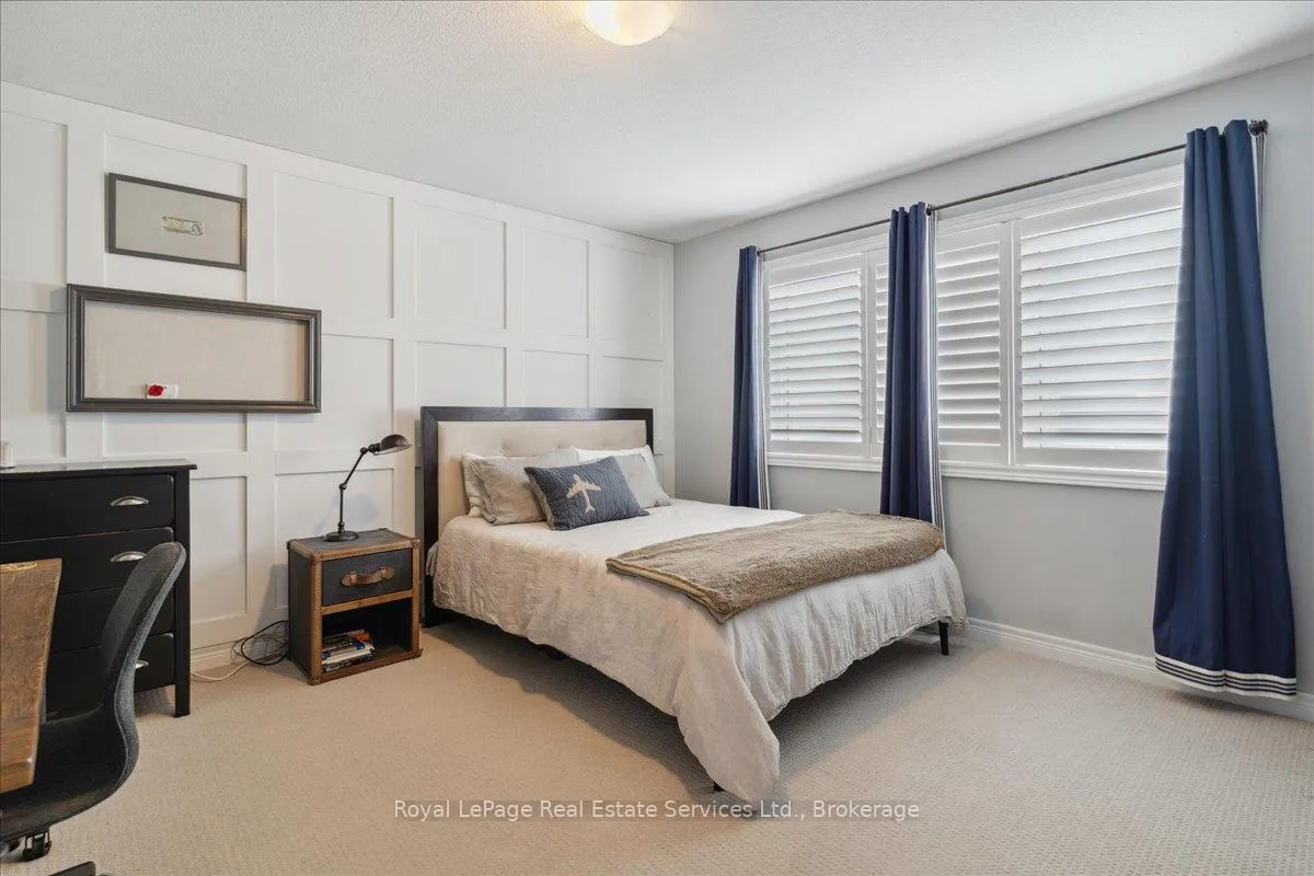 Photo 21 of 137 Irwin Avenue, Hamilton, Meadowlands — HOMEH