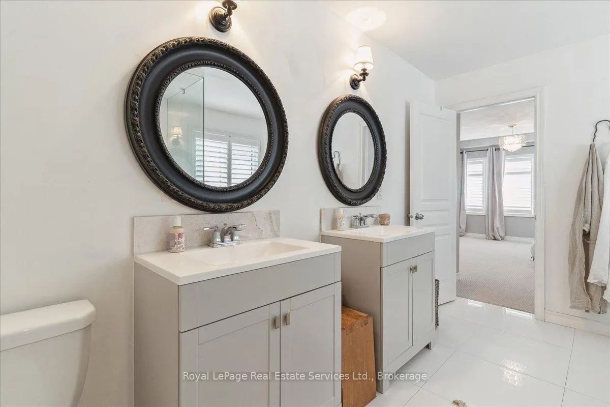 Photo 28 of 137 Irwin Avenue, Hamilton, Meadowlands — HOMEH