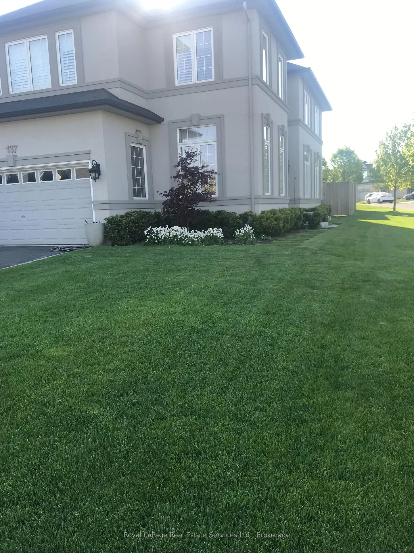 Photo 39 of 137 Irwin Avenue, Hamilton, Meadowlands — HOMEH