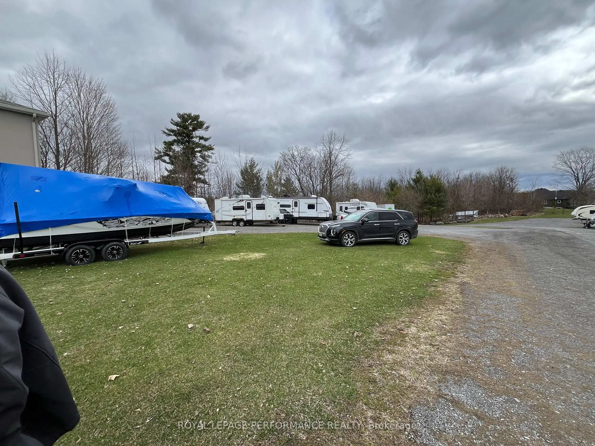 Photo 4 of 3304 Wilhaven Drive, Ottawa, Cumberland West — HOMEH