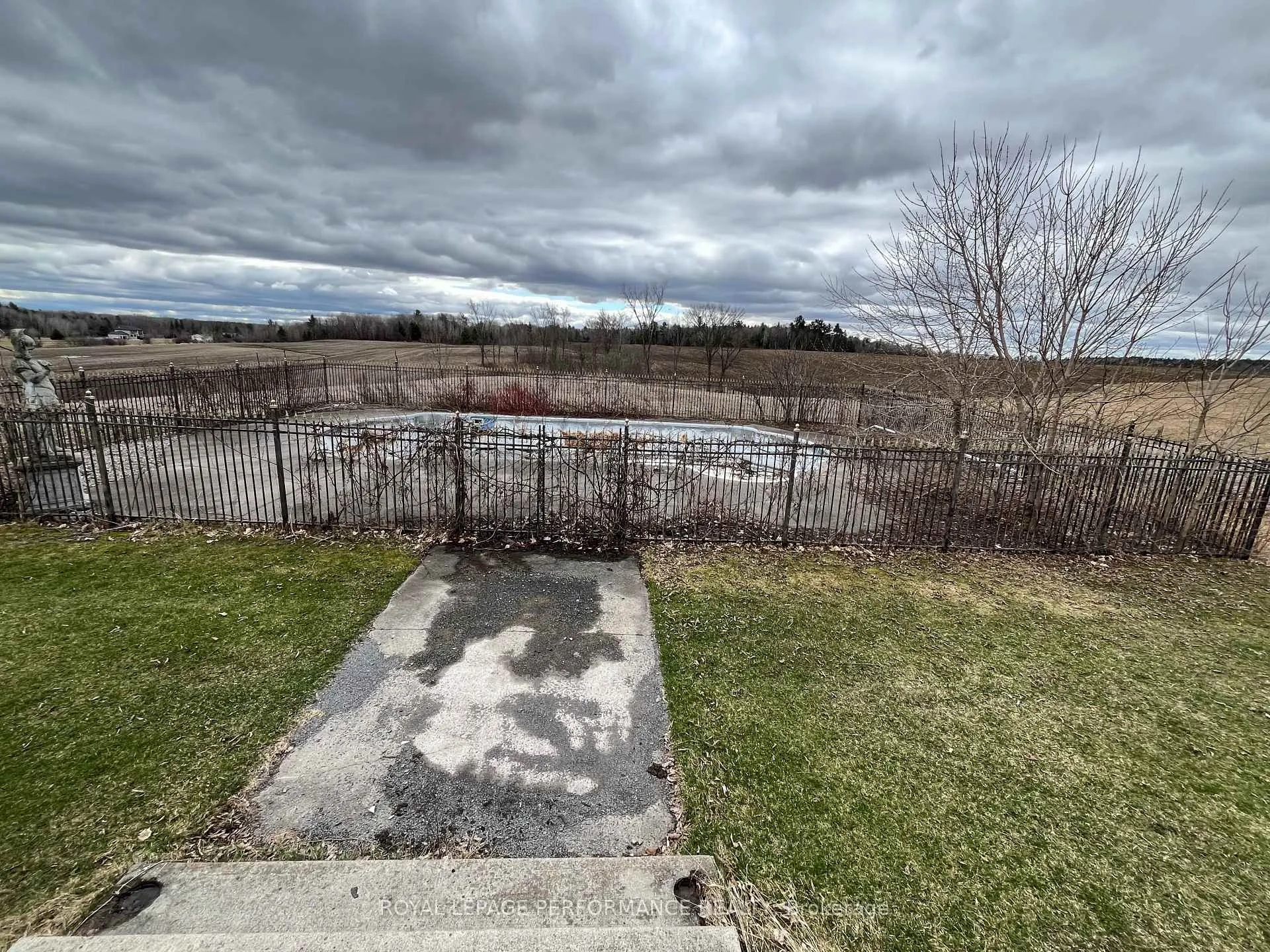 Photo 8 of 3304 Wilhaven Drive, Ottawa, Cumberland West — HOMEH