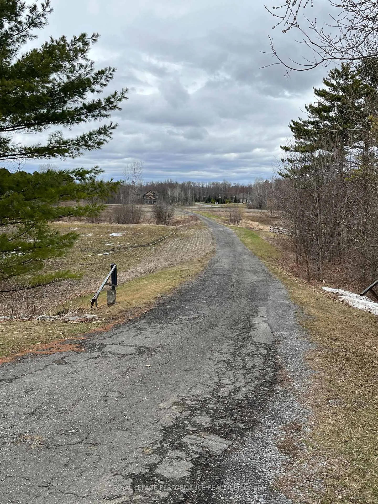 Photo 15 of 3304 Wilhaven Drive, Ottawa, Cumberland West — HOMEH