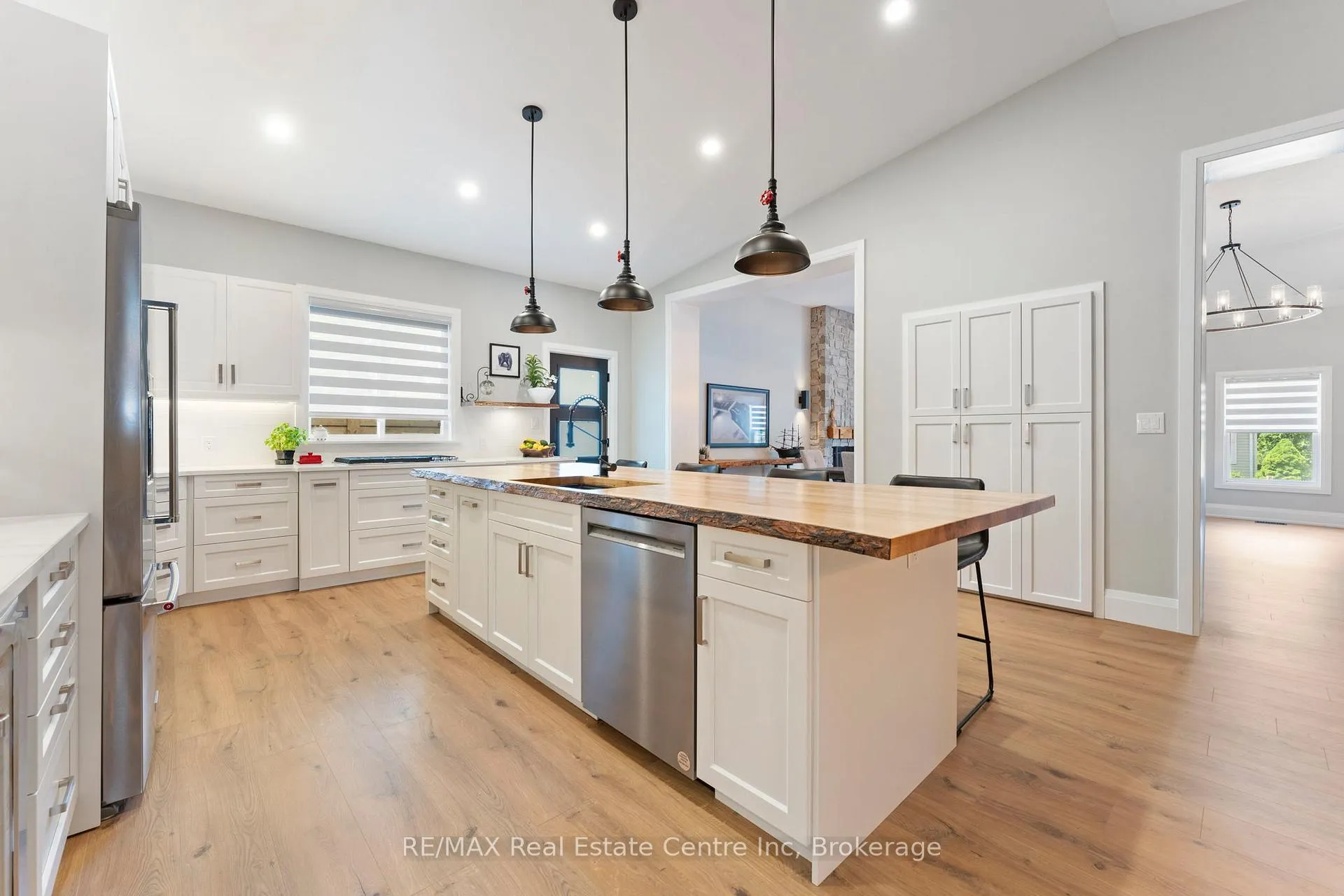 Photo 14 of 1283 Swan Street, North Dumfries, Ayr — HOMEH