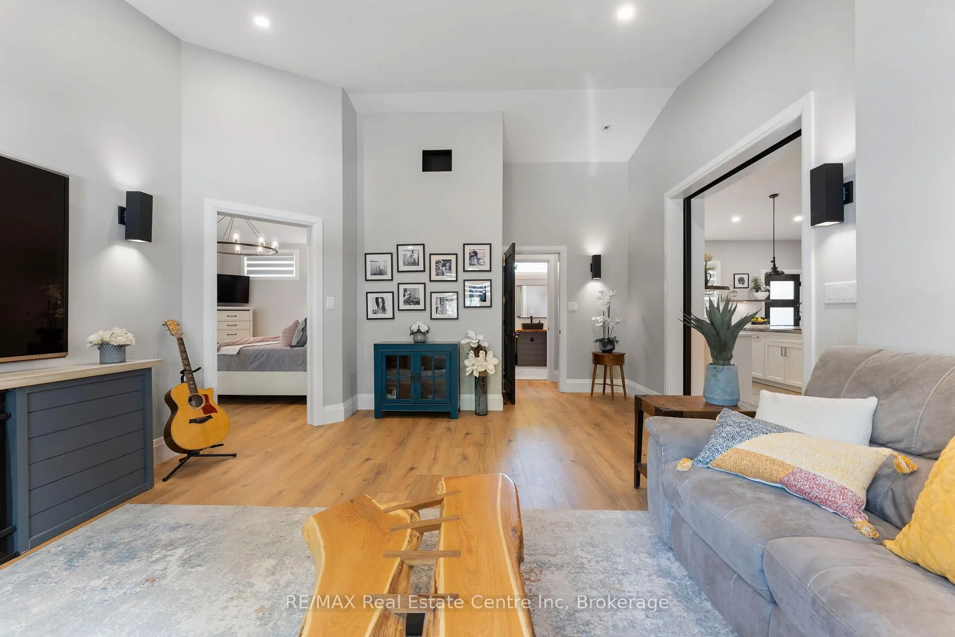 Photo 23 of 1283 Swan Street, North Dumfries, Ayr — HOMEH