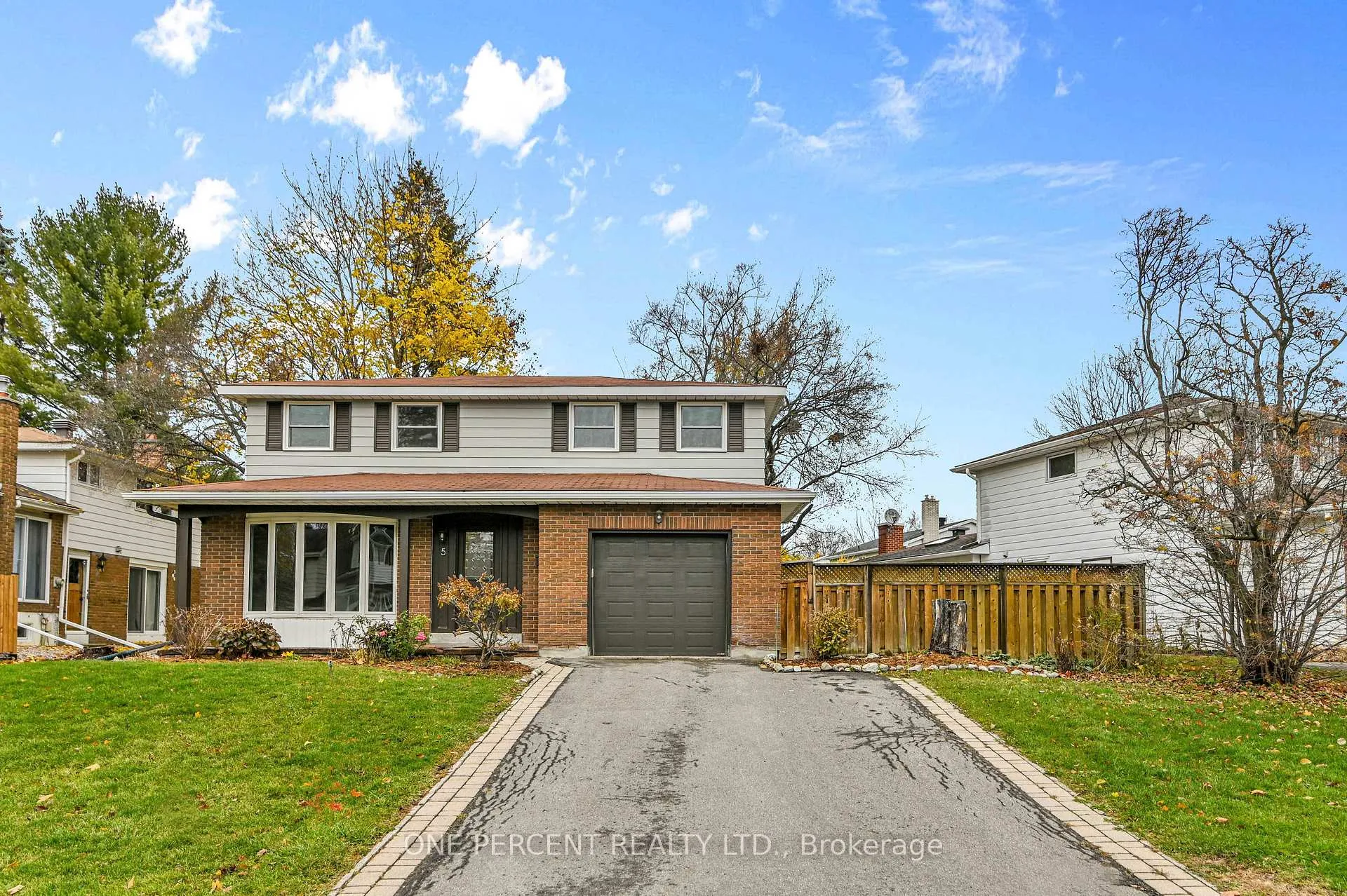 Photo 2 of 5 Parkridge Crescent, Ottawa, Blackburn Hamlet — HOMEH