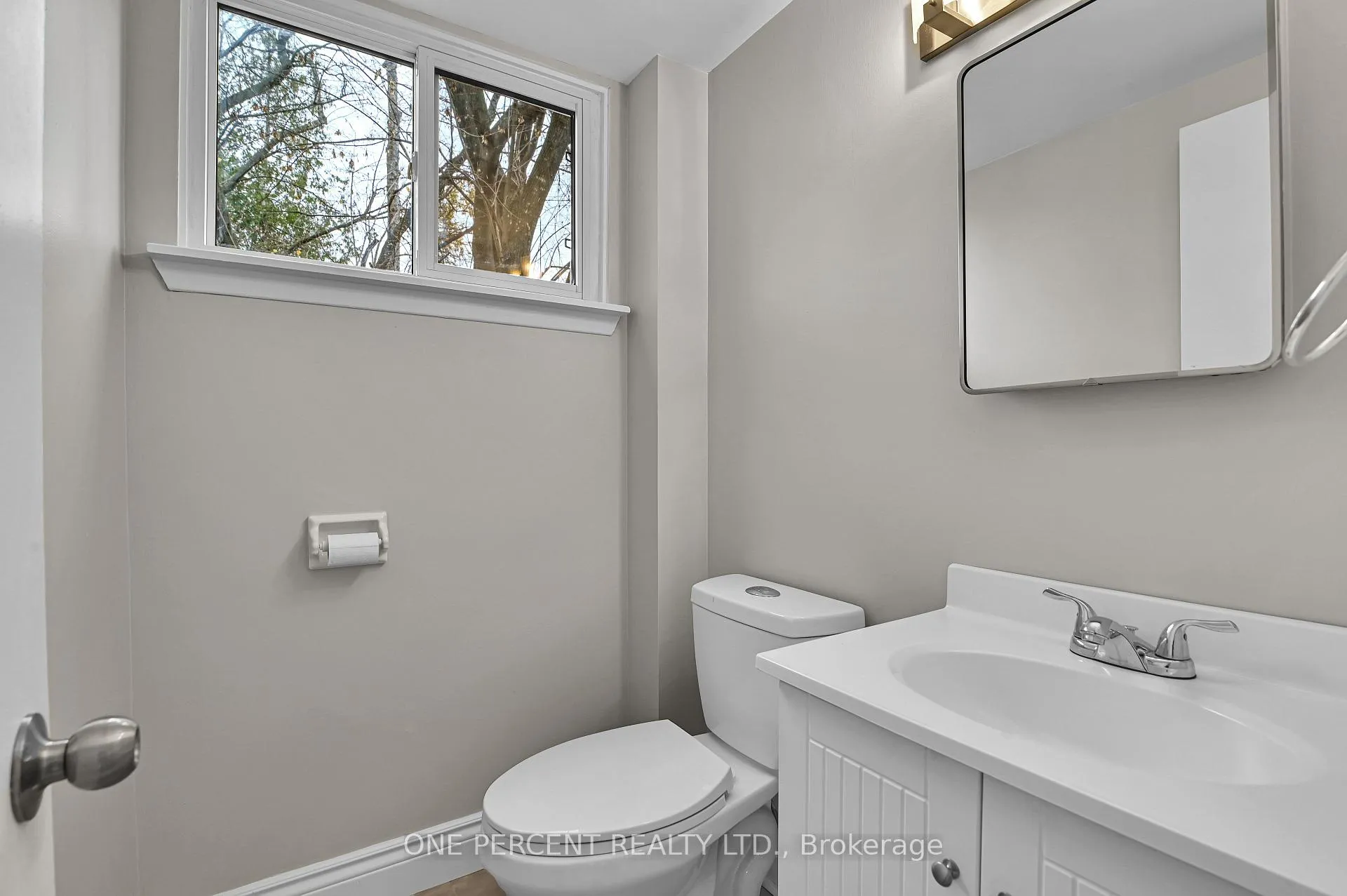 Photo 14 of 5 Parkridge Crescent, Ottawa, Blackburn Hamlet — HOMEH