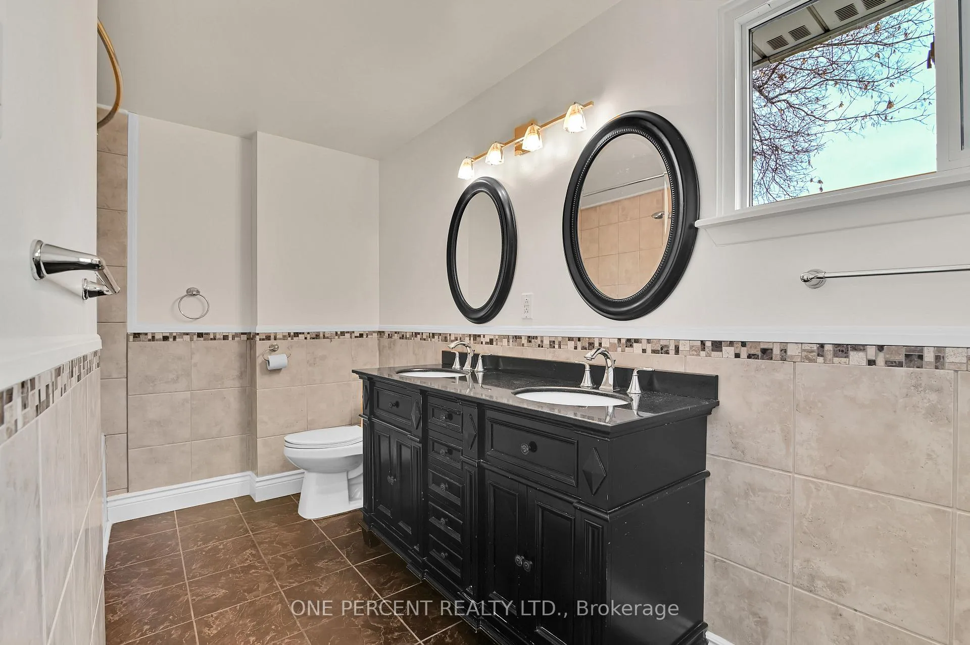Photo 18 of 5 Parkridge Crescent, Ottawa, Blackburn Hamlet — HOMEH