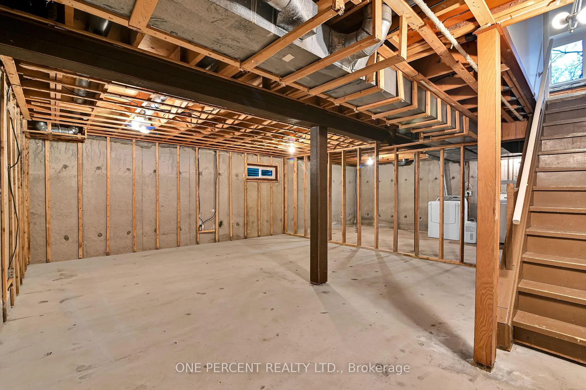 Photo 26 of 5 Parkridge Crescent, Ottawa, Blackburn Hamlet — HOMEH